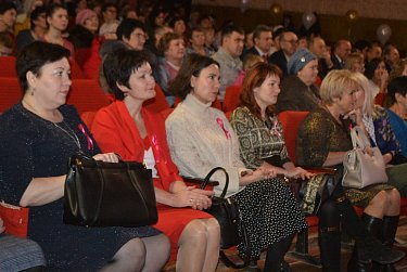 Награждены победительницы конкурса «Мама года-2019»